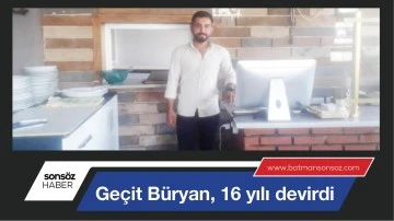 Ge&ccedil;it B&uuml;ryan, 16 yılı devirdi
