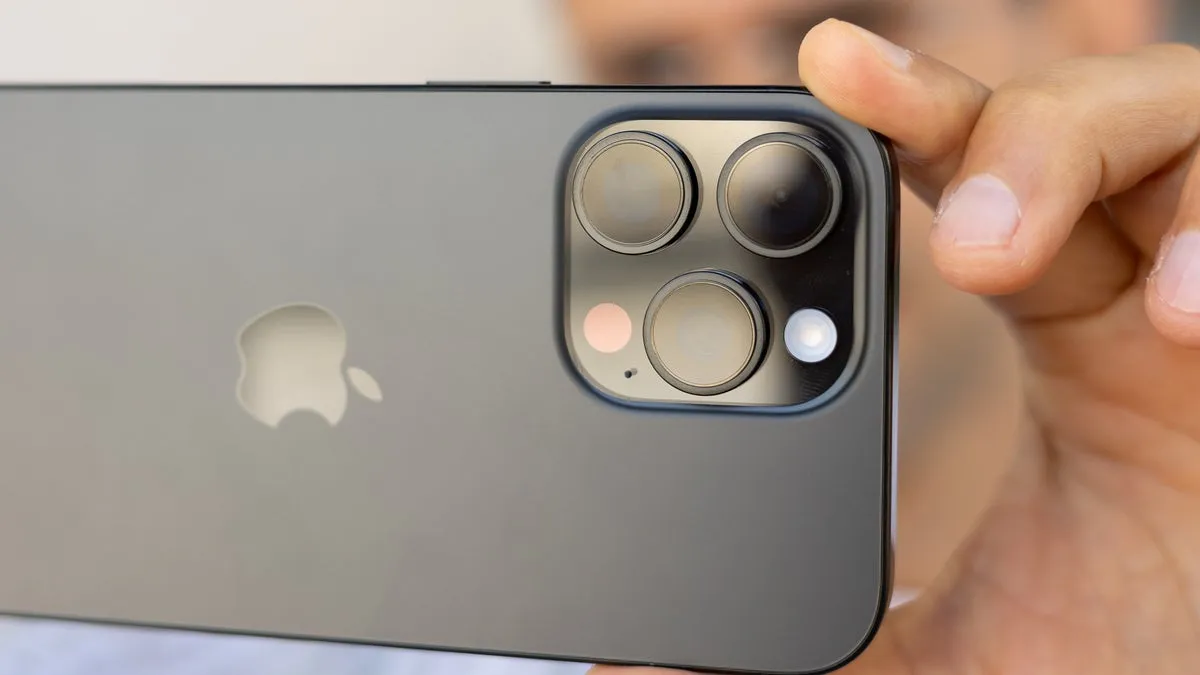 Gelecekteki iPhone'lar mobil fotoğraf&ccedil;ılığın en b&uuml;y&uuml;k sorunlarından birini &ccedil;&ouml;zebilir