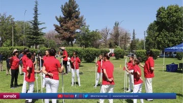 Geleneksel oyunlarla g&uuml;zel zaman ge&ccedil;irdi