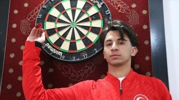 Gen&ccedil; Dart&ccedil;ı Mahmut Demir, B&uuml;y&uuml;k Başarılar Elde Ediyor!