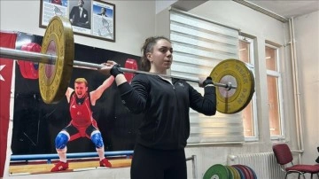 Gen&ccedil; Halterci Yağmur Bulut'un Başarı Hikayesi