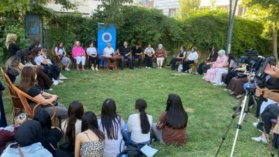 Gen&ccedil;lere ekran-mutluluk semineri verildi