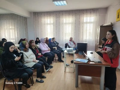 Gen&ccedil;lere saygı eğitimi verildi