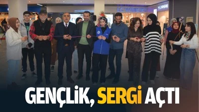 Gen&ccedil;lik, sergi a&ccedil;tı