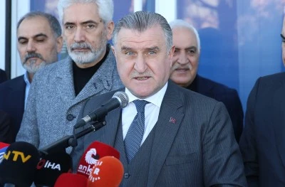 Gen&ccedil;lik ve Spor Bakanı Bak, AK Parti Diyarbakır İl Başkanlığı'nda konuştu: