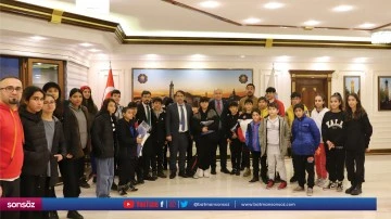 Genel Sekreter &Ccedil;ift&ccedil;i milli sporcuları ağırladı