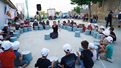 Gezici at&ouml;lye ile &ccedil;ocuklar m&uuml;zikle buluşacak, mahallelerinde konser verecek