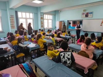 G&ouml;&ccedil; İdaresi&rsquo;nden &ouml;ğrencilere seminer. Bavulumda ne var?
