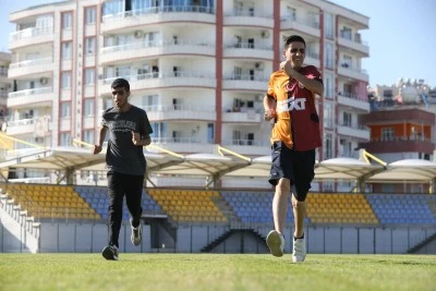 G&ouml;rme engelli atlet kardeşlerin hedefi, T&uuml;rkiye Şampiyonası'nda altın madalya