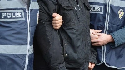Gri kategoride aranan Cemal T&uuml;rk ve eşi yakalandı