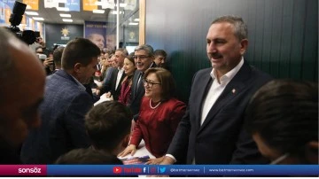G&uuml;l, Gaziantep'te bayramlaşma t&ouml;renine katıldı