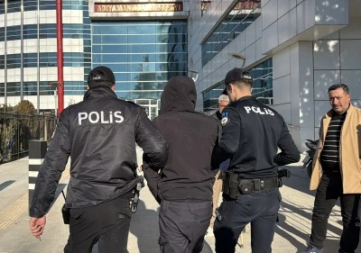 &nbsp;Sadaka kutusunu &ccedil;alan hırsızlık ş&uuml;phelisi yakalandı