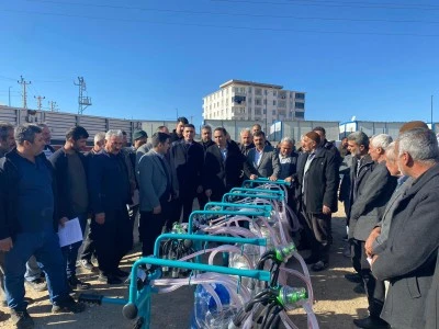 &nbsp;Besicilere s&uuml;t sağım makinesi dağıtıldı