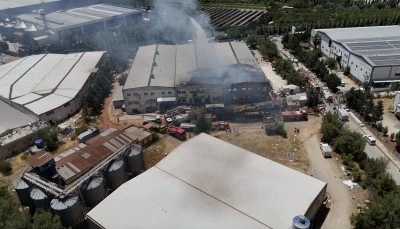 &nbsp;Adıyaman'da fabrikada &ccedil;ıkan yangın s&ouml;nd&uuml;r&uuml;ld&uuml;
