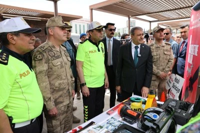 &nbsp;"Karayolları G&uuml;venliği ve Trafik Haftası" kutlandı