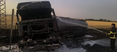 &nbsp;Seyir halindeyken yangın &ccedil;ıkan tanker kullanılamaz hale geldi