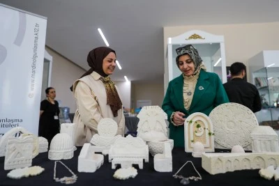 &nbsp;"Ulusal S&uuml;s Taşları Fuarı" a&ccedil;ıldı