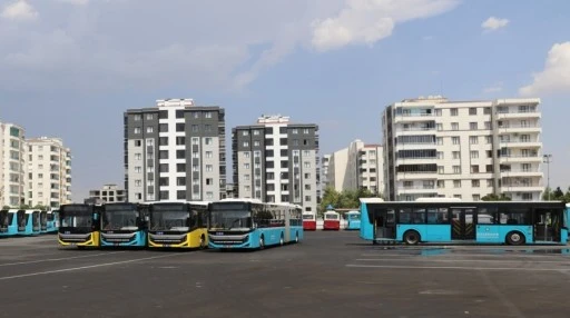 2 otob&uuml;s hattı g&uuml;zerg&acirc;hı daha Oğlaklı TOKİ Konutlarına uzatıldı
