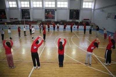 &nbsp;1500 dezavantajlı kız &ouml;ğrenci spora kazandırıldı