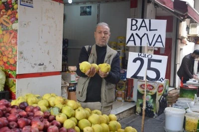 Kışın meyvesi ayva, tezg&acirc;htaki yerini aldı