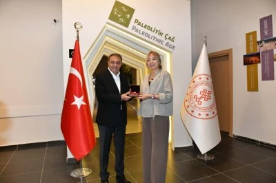 Japon Sanat&ccedil;ı Yamaguchi,&nbsp;Şanlıurfa&nbsp;M&uuml;zesini gezdi
