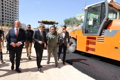 &nbsp;Vali Akkoyun, yol yapım &ccedil;alışmalarını inceledi