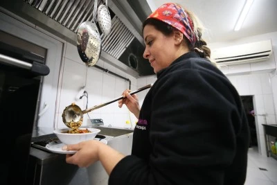 Gastronomi şehrinin lezzet ustası kadınları,&nbsp;Gaziantep'i vegan mutfağıyla &ouml;ne &ccedil;ıkarmak istiyor