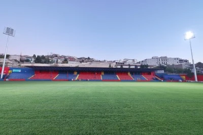 Mardin&nbsp;Valisi Akkoyun 21 Kasım Şehir Stadyumu'nda &ccedil;alışmaları inceledi