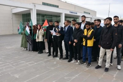 &nbsp;İsrail'in Gazze'ye saldırılarını protesto etti