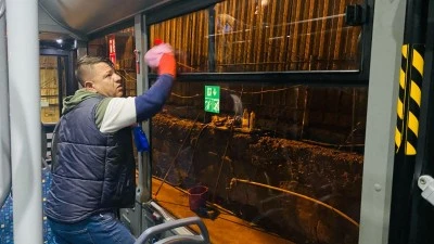 Toplu ulaşım ara&ccedil;larında temizlik yapıldı