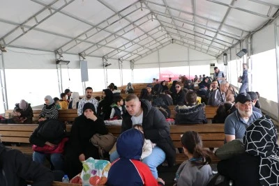 Suriyelilerin&nbsp;Kilis'ten &uuml;lkelerine d&ouml;n&uuml;ş&uuml; s&uuml;r&uuml;yor