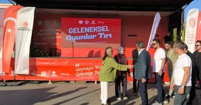&nbsp;"Geleneksel Oyunlar Tırı" &ccedil;ocuklarla buluştu