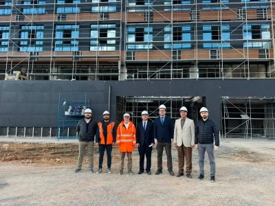 &nbsp;Prof. Dr. Yolbaş, hastane inşaatını inceledi