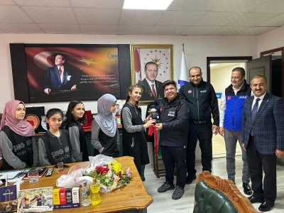 &nbsp;Filistin'e destek i&ccedil;in bağışladı
