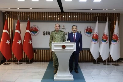 Ordu Komutanı Orgeneral Erg&uuml;n,&nbsp;Şırnak&nbsp;Valisi Ekici'yi ziyaret etti