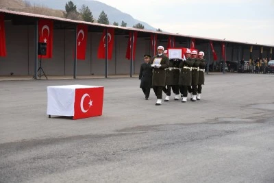 &nbsp;Şehit olan asker i&ccedil;in t&ouml;ren d&uuml;zenlendi