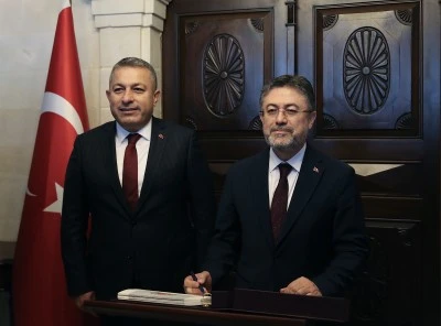 Bakan Yumaklı, zeytindeki rekolte tahminini&nbsp;Kilis'te a&ccedil;ıkladı