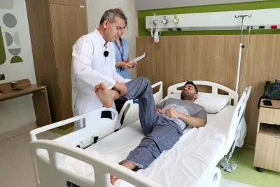 Bel fıtığı hastası&nbsp; kapalı y&ouml;ntem ameliyatla sağlığına kavuştu
