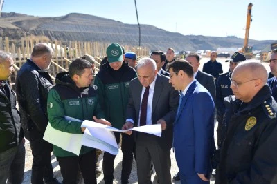 &nbsp;Zorluoğlu, Silvan Barajı'nda incelemelerde bulundu