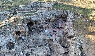&nbsp;Hilar Mağaraları'nda yoga etkinliği d&uuml;zenlendi