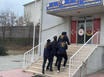 &nbsp;Firari h&uuml;k&uuml;ml&uuml; yakalandı