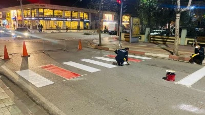 Siirt&nbsp;Belediyesi yaya ge&ccedil;itlerini yeniliyor