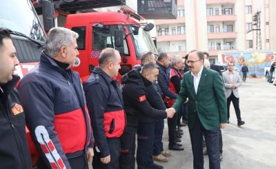 Siirt&nbsp;Belediyesi b&uuml;nyesinde hizmet verecek itfaiye aracı tanıtıldı