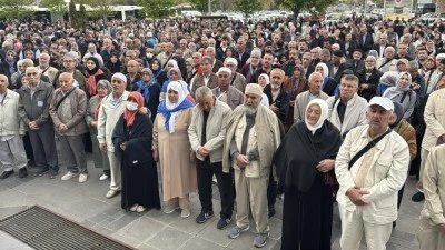 Hacı adayları kutsal topraklara g&ouml;nderildi
