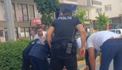 Hafif ticari aracın &ccedil;arptığı yaya yaralandı