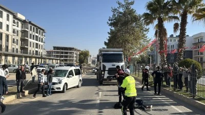 Hafif ticari aracın &ccedil;arptığı zihinsel engelli kadın ağır yaralandı