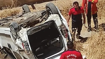 Hafif ticari aracın devrildiği kazada 10 kişi yaralandı