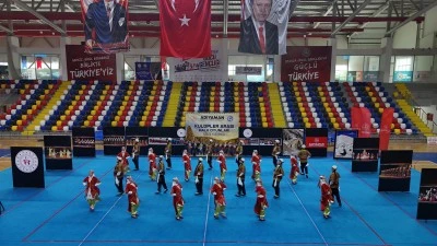 Halk oyunları b&ouml;lge yarışması tamamlandı