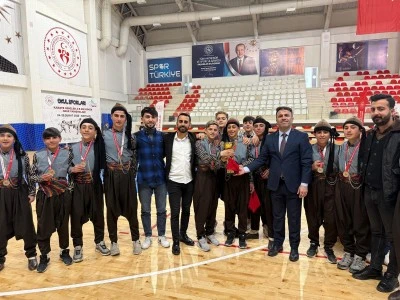 Halk oyunlarında il şampiyonları belli