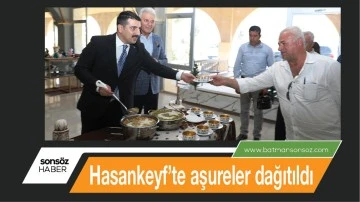 Hasankeyf&rsquo;te aşureler dağıtıldı